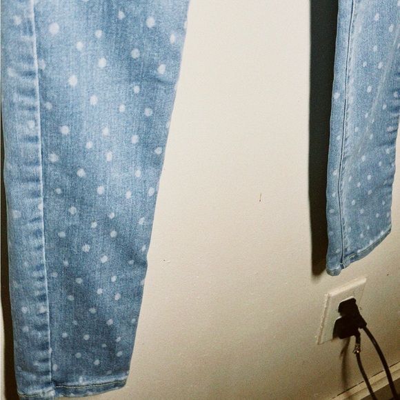 Universal Thread High Rise Skinny Jeans - Picture 10 of 11